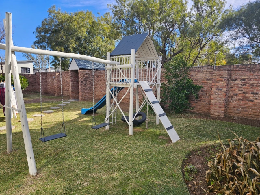 4 Bedroom Property for Sale in Top Town Eastern Cape